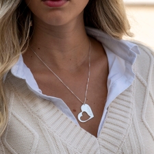 Mother Daughter Heart Necklace Set - Thumbnail Model