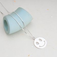 Smiley Face Necklace - Thumbnail Model