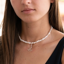 Pearl Smiley Face Necklace - Thumbnail Model