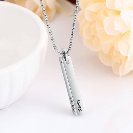 3D Engraved Bar Necklace with Names